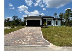 919 Louis Avenue, Lehigh Acres, FL 33972 Sold 06/09/25