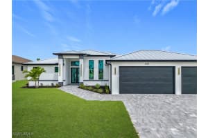 331 21st Street, Cape Coral, FL 33991 Sold 08/04/25