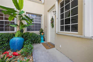 5121 Hyde Park Court, Fort Myers, FL 33912 Sold 08/20/25