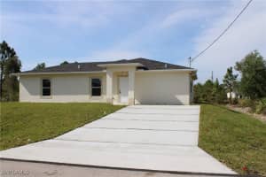 3212 41st Street, Lehigh Acres, FL 33971 Sold 05/30/25