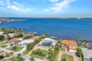5249 Nautilus Drive, Cape Coral, FL 33904 - MLS#225036127