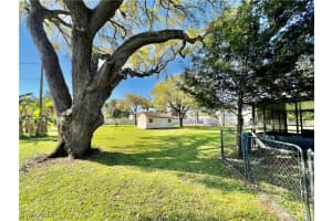 804 4th Street, Lehigh Acres, FL 33936 Sold 05/30/25