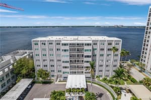 1900 Clifford St 403, Fort Myers