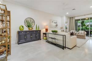 849 Vistana Circle, Naples, FL 34119 - MLS#225036178