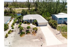 3852 Stabile Road, St James City, FL 33956 - MLS#225036208