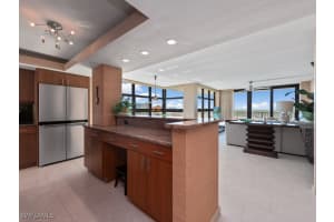 260 Seaview Court, Marco Island, FL 34145 - MLS#225036222