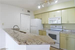 8861 Colonnades Court, Bonita Springs, FL 34135 - MLS#225036294