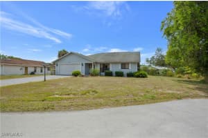 10890 Orangewood Drive, Bonita Springs, FL 34135 - MLS#225036328