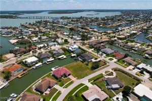 903 Juniper Court, Marco Island, FL 34145 - MLS#225036329