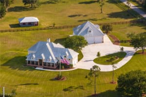 16900 N River Rd, Alva