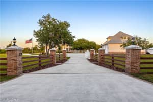 16900 River Road, Alva, FL 33920 Sold 09/15/25