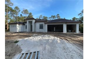 524 22nd Ave Nw, Naples