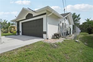 1570 Golden Gate Boulevard, Naples, FL 34117 - MLS#225036528