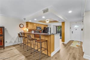 124 Pinebrook Drive, Fort Myers, FL 33907 - MLS#225036571