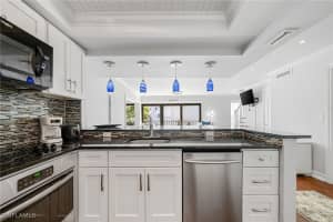 911 Huron Court, Marco Island, FL 34145 - MLS#225036582