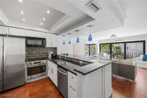 911 Huron Court, Marco Island, FL 34145 - MLS#225036582
