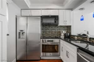 911 Huron Court, Marco Island, FL 34145 - MLS#225036582
