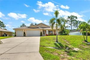 900 Angelo Ave, Lehigh Acres
