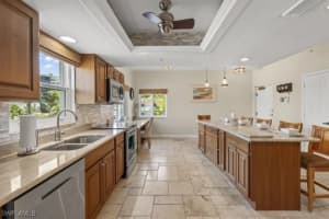 4361 Bay Beach Ln 224, Fort Myers Beach