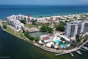 2381 Gulf Shore Blvd N 503, Naples