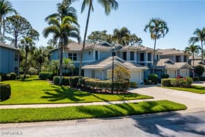 760 Tarpon Cove Dr 101, Naples