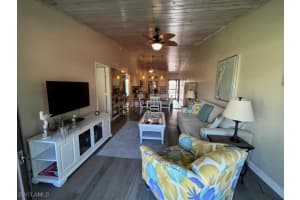 32 Greenbrier Street, Marco Island, FL 34145 Sold 05/13/25