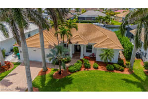 1633 Barbarosa Court, Marco Island, FL 34145 - MLS#225037047