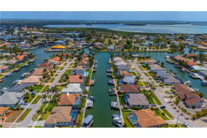 1633 Barbarosa Court, Marco Island, FL 34145 - MLS#225037047