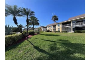 401 Charlemagne Boulevard, Naples, FL 34112 - MLS#225037180