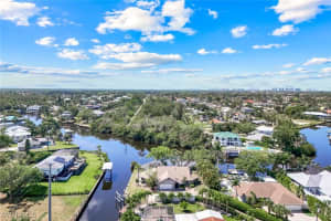 27151 Flossmoor Drive, Bonita Springs, FL 34135 - MLS#225037182