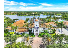 3758 Whidbey Way, Naples, FL 34119 - MLS#225037224