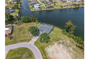 511 21st Street, Cape Coral, FL 33991 Sold 05/16/25