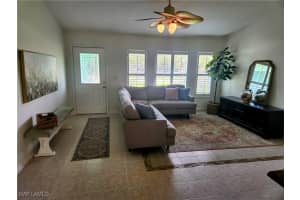 1033 2nd Street, Cape Coral, FL 33909 - MLS#225037282