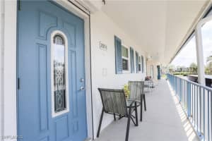 325 Charlemagne Boulevard, Naples, FL 34112 - MLS#225037333