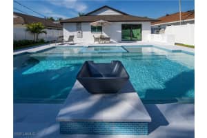 668 104th Avenue, Naples, FL 34108 - MLS#225037398
