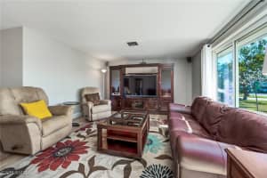 5052 Fairfield Drive, Fort Myers, FL 33919 Sold 06/16/25