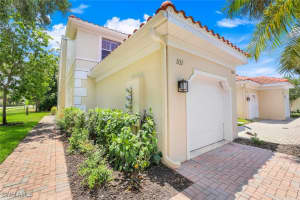 994 Eastham Way V101, Naples