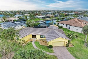 200 Capri Isles Ct, Punta Gorda