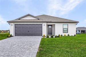 824 Gen D Macarthur Ave, Labelle 824 Gen D Macarthur Ave, Labelle