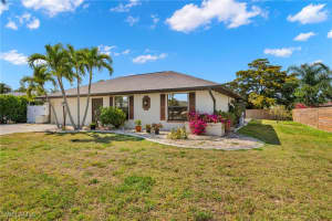 2225 Crystal Dr, Fort Myers