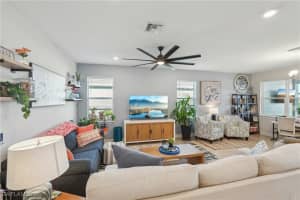 847 Stonewater Lake Terrace, Cape Coral, FL 33993 - MLS#225037613