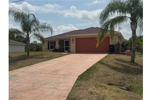 414 Jourferie Road, Lehigh Acres, FL 33974 Sold 07/18/25