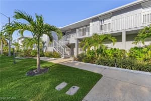15030 Arbor Lakes Dr W 201, North Fort Myers