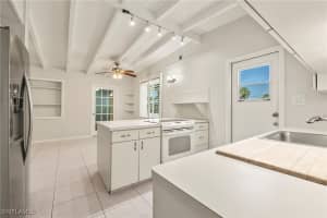 4912 West Boulevard, Naples, FL 34103 - MLS#225037675