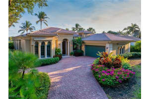 1716 Venezia Way, Naples, FL 34105 Sold 08/05/25