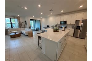 4074 Sonoma Oaks Circle, Naples, FL 34119 - MLS#225037751