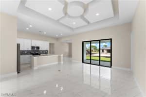 4100 8th Street, Lehigh Acres, FL 33976 - MLS#225037785
