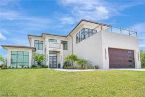 450 Shady Hollow Blvd W, Naples