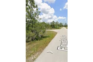 901 FOXDALE Avenue, Lehigh Acres, FL 33974 - MLS#225037821