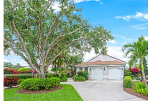 134 San Rafael Ln, Naples